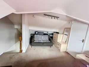 Bedroom- click for photo gallery